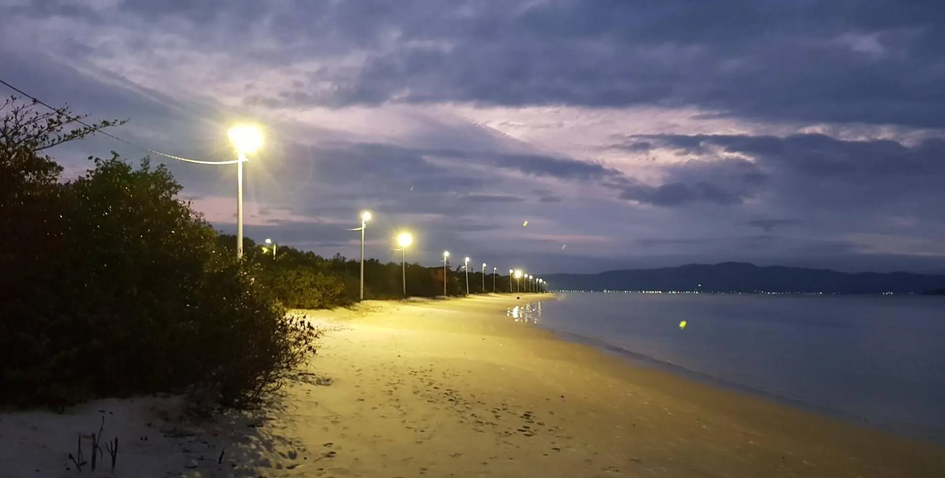 度假居 Casa De Praia Com Piscina Na Praia Da Daniela Em Florianópolis
