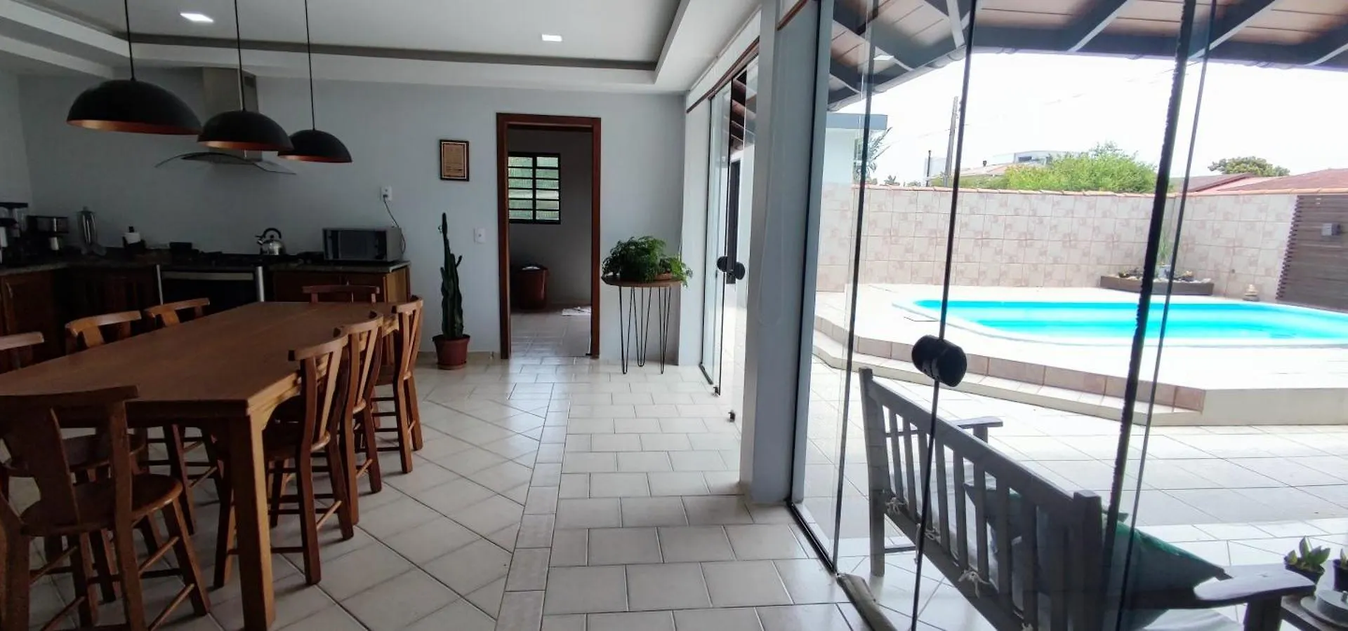 Casa De Praia Com Piscina Na Praia Da Daniela Em Florianópolis 度假居