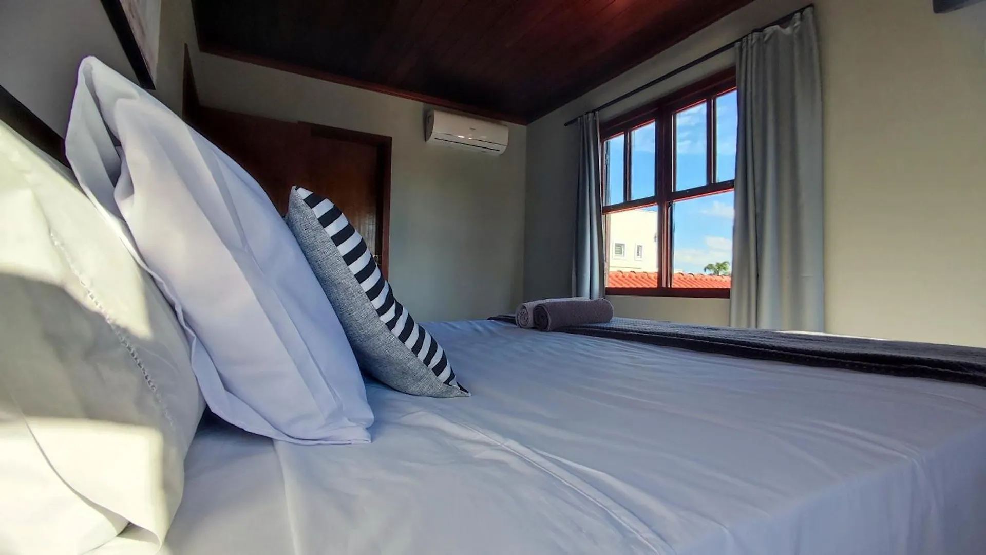 펜션 Casa De Praia Com Piscina Na Praia Da Daniela Em Florianópolis