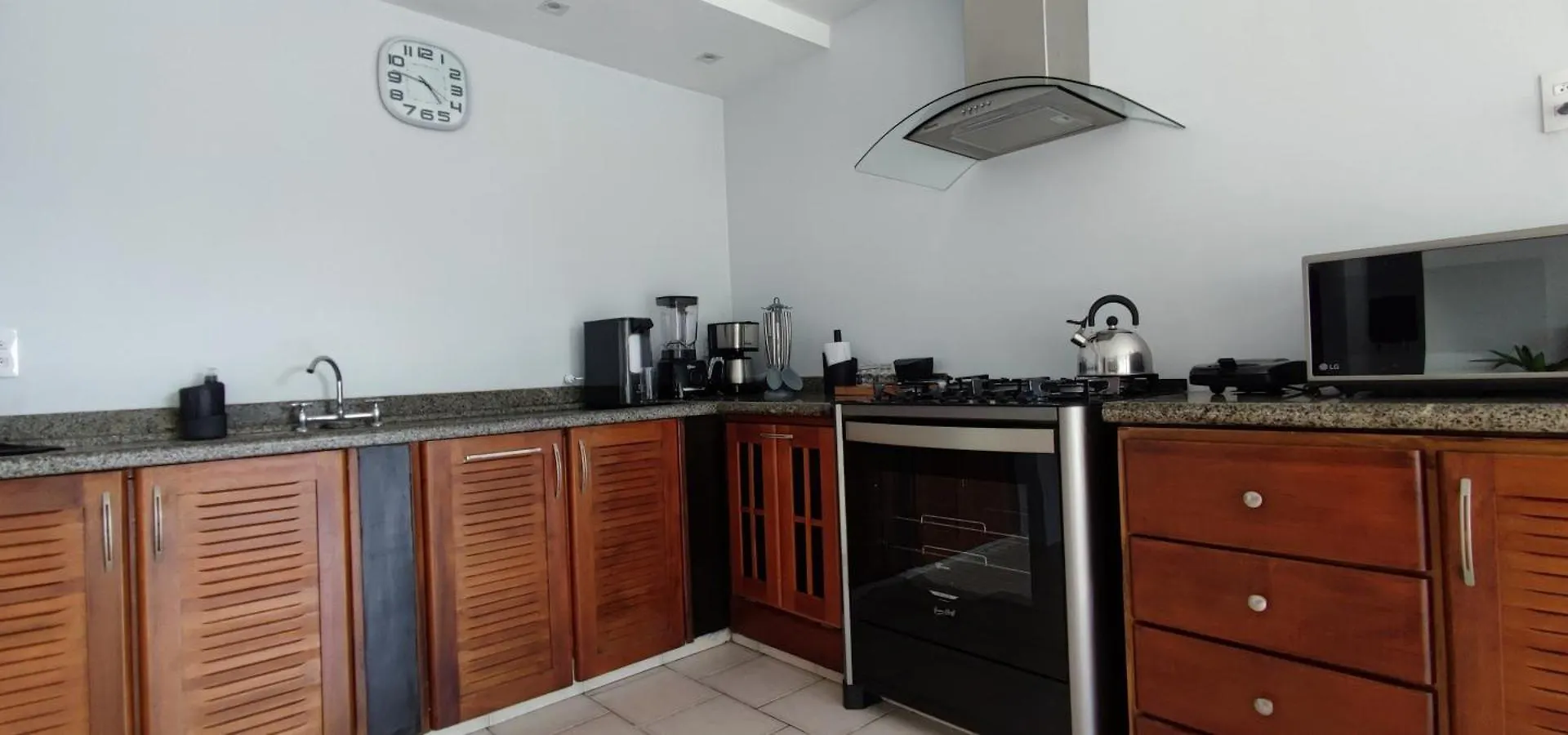 펜션 Casa De Praia Com Piscina Na Praia Da Daniela Em Florianópolis